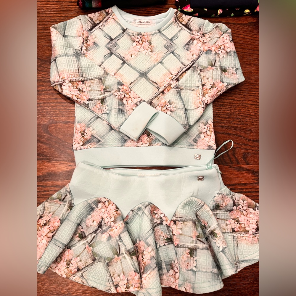 Fun and fun Matching set